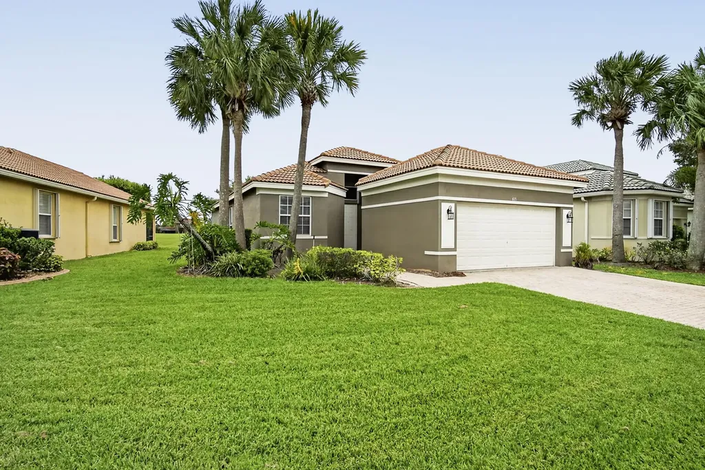 671 NW Stanford Lane Port St Lucie FL 34983