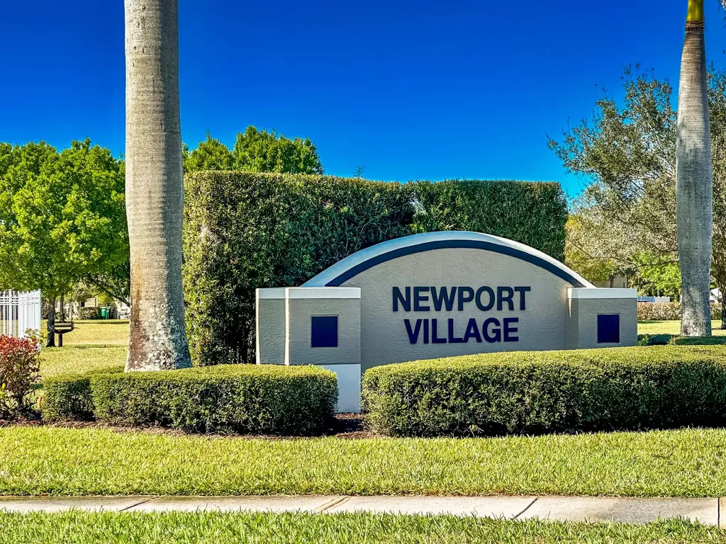 2257 SW Marshfield Court Port St Lucie FL 34953