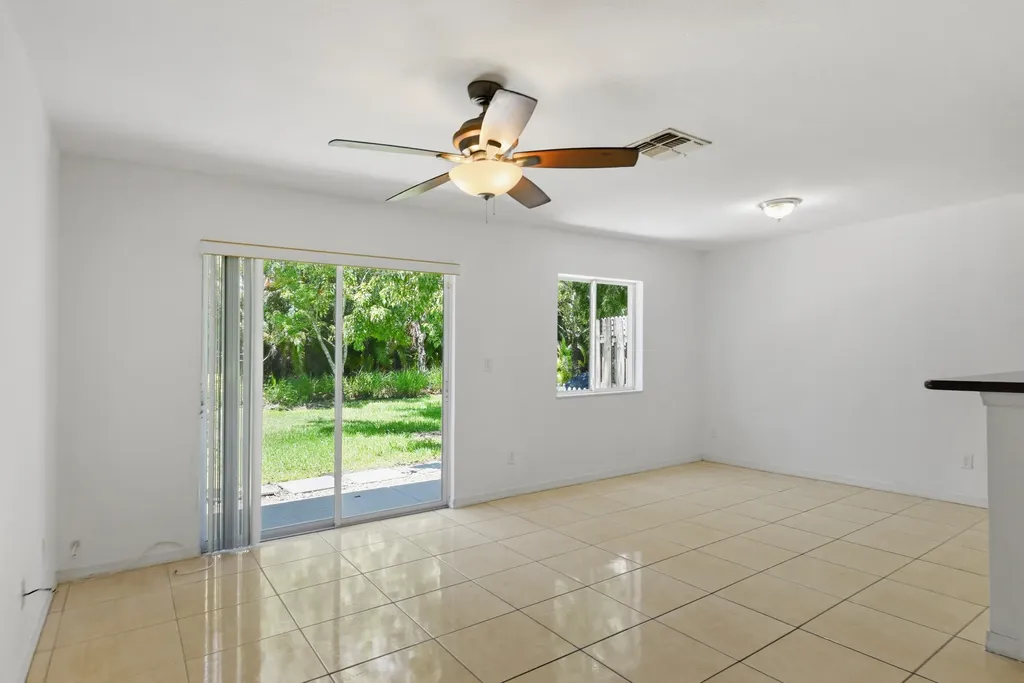 2257 SW Marshfield Court Port St Lucie FL 34953