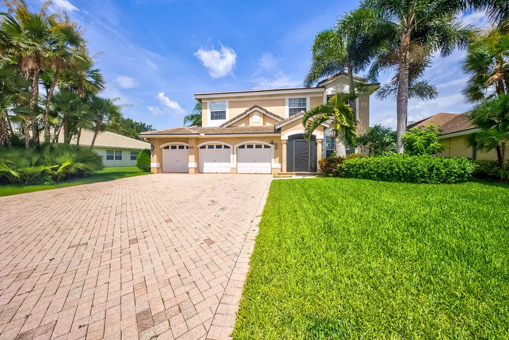 1681 Lakefield North Court Wellington FL 33414