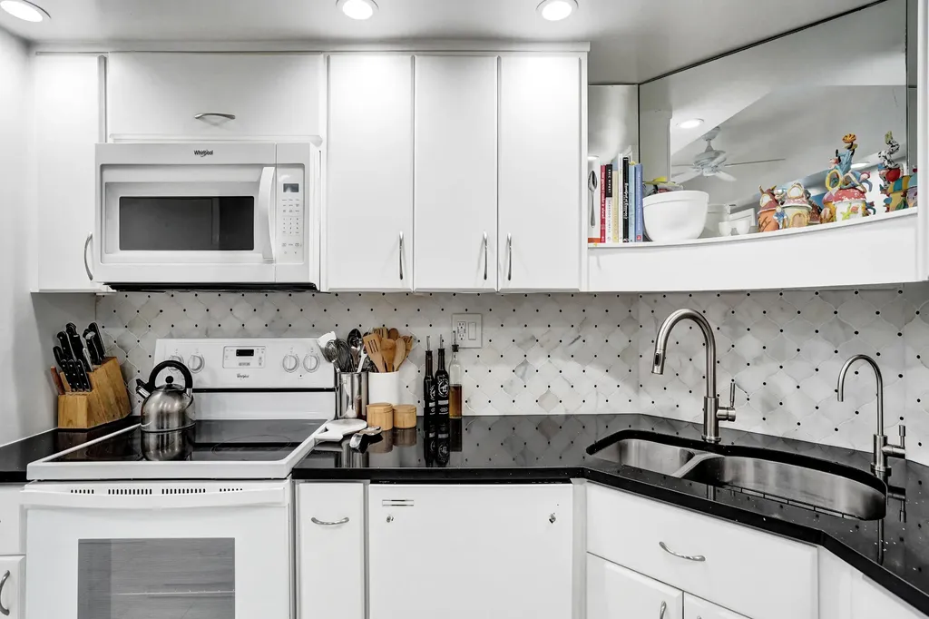 3300 NE 36th Street Fort Lauderdale FL 33308