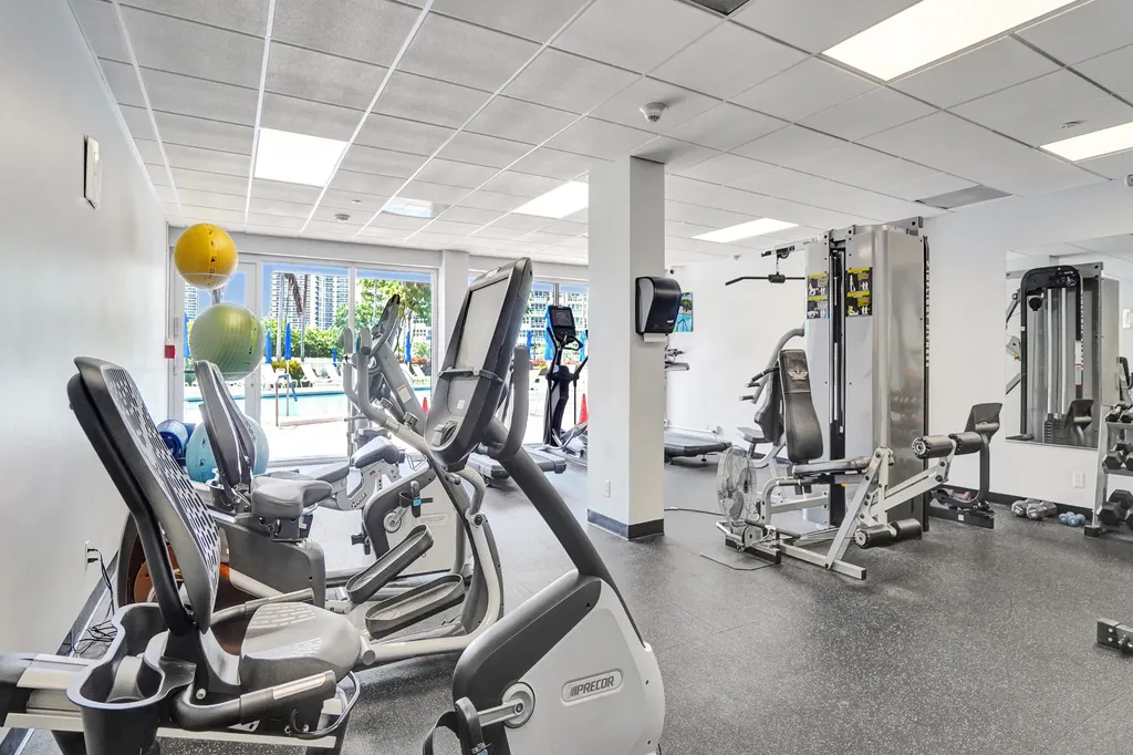 3300 NE 36th Street Fort Lauderdale FL 33308