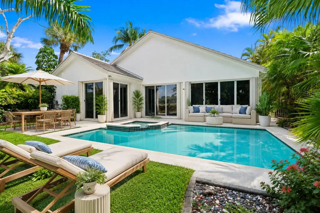 1500 Lacosta Drive W Pembroke Pines FL 33027