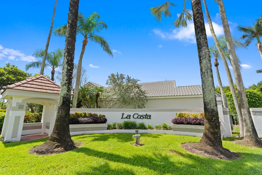 1500 Lacosta Drive W Pembroke Pines FL 33027