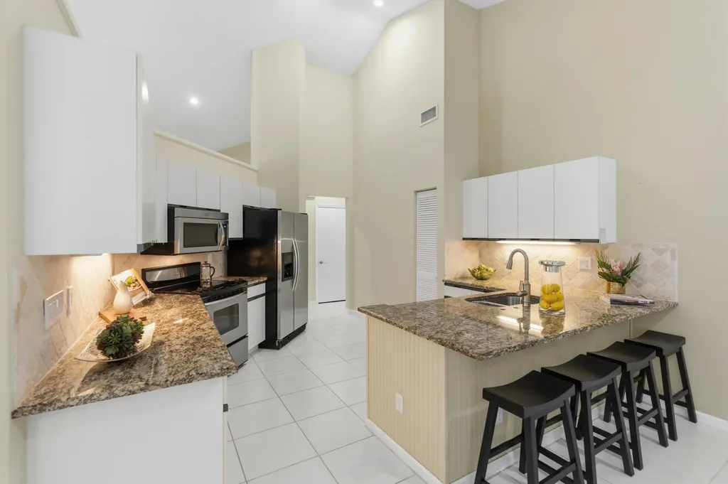 1500 Lacosta Drive W Pembroke Pines FL 33027