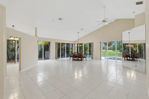 1500 W Lacosta Drive W Pembroke Pines FL 33027