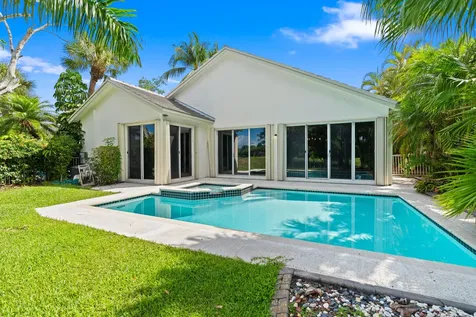 1500 W Lacosta Drive W Pembroke Pines FL 33027