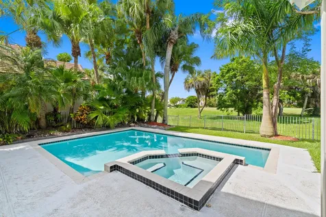 1500 W Lacosta Drive W Pembroke Pines FL 33027