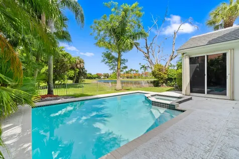 1500 W Lacosta Drive W Pembroke Pines FL 33027