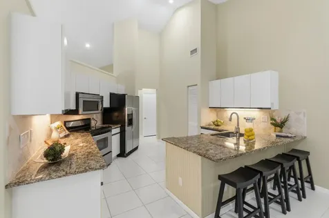 1500 W Lacosta Drive W Pembroke Pines FL 33027