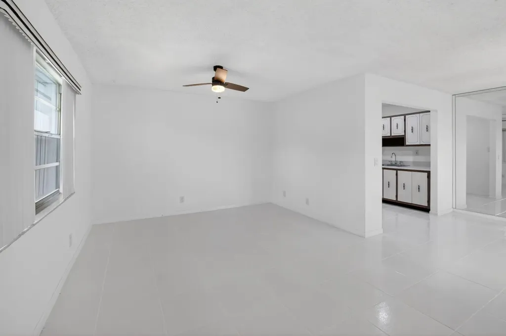 265 Burgundy Delray Beach FL 33484
