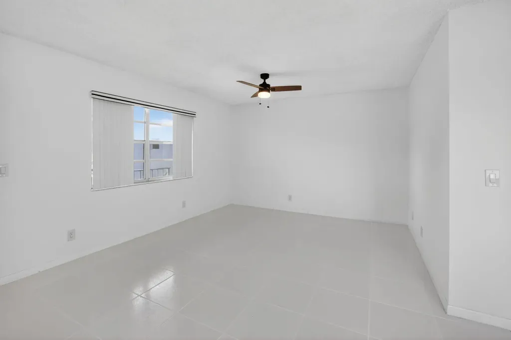 265 Burgundy Delray Beach FL 33484