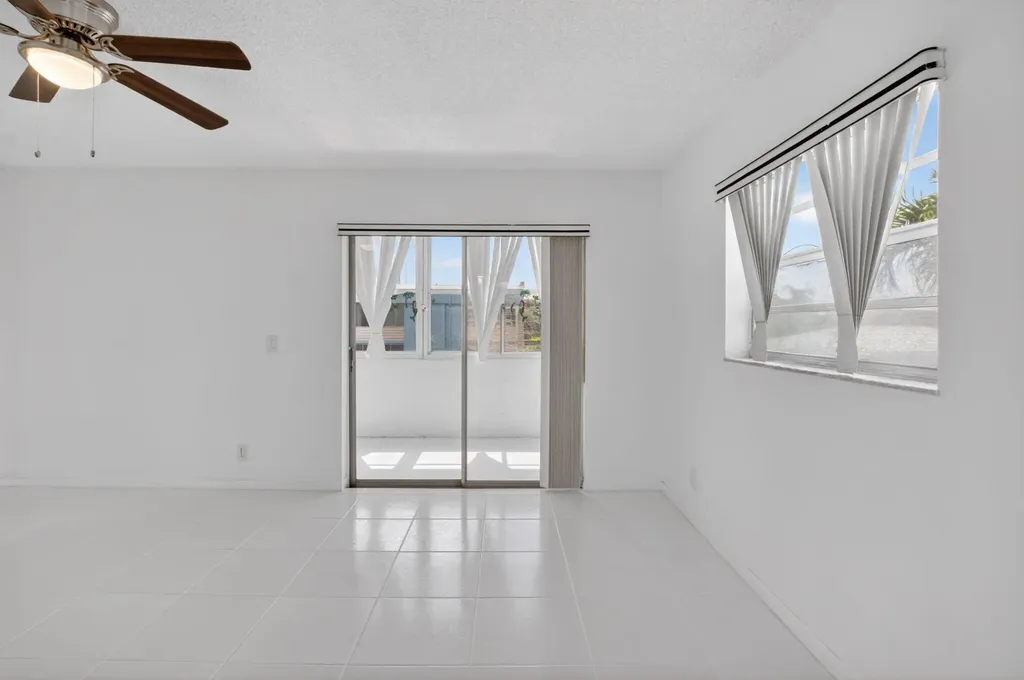 265 Burgundy Delray Beach FL 33484