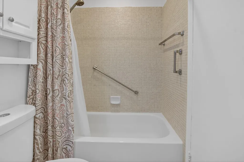 265 Burgundy Delray Beach FL 33484