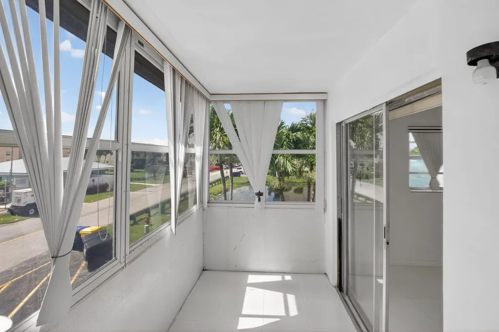 265 Burgundy Delray Beach FL 33484