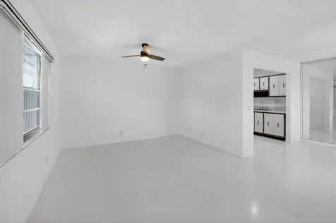 265 Burgundy Delray Beach FL 33484