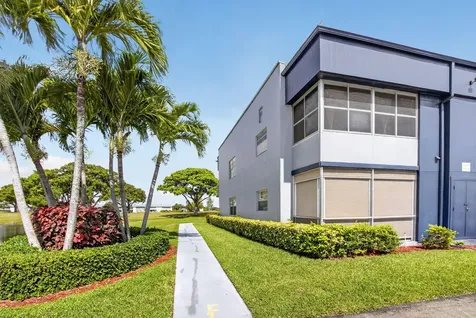 265 Burgundy Delray Beach FL 33484