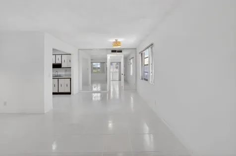 265 Burgundy Delray Beach FL 33484