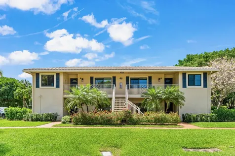 46 Stratford Lane W Boynton Beach FL 33436