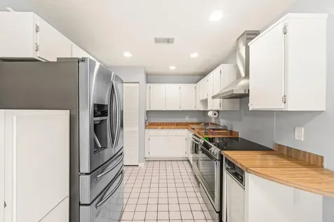 46 Stratford Lane W Boynton Beach FL 33436