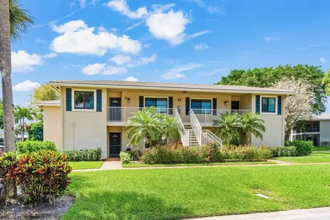 46 Stratford Lane W Boynton Beach FL 33436