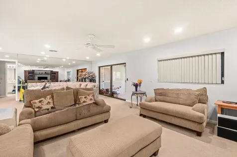 46 Stratford Lane W Boynton Beach FL 33436