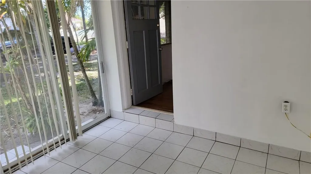 1816 Roosevelt Street Hollywood FL 33020
