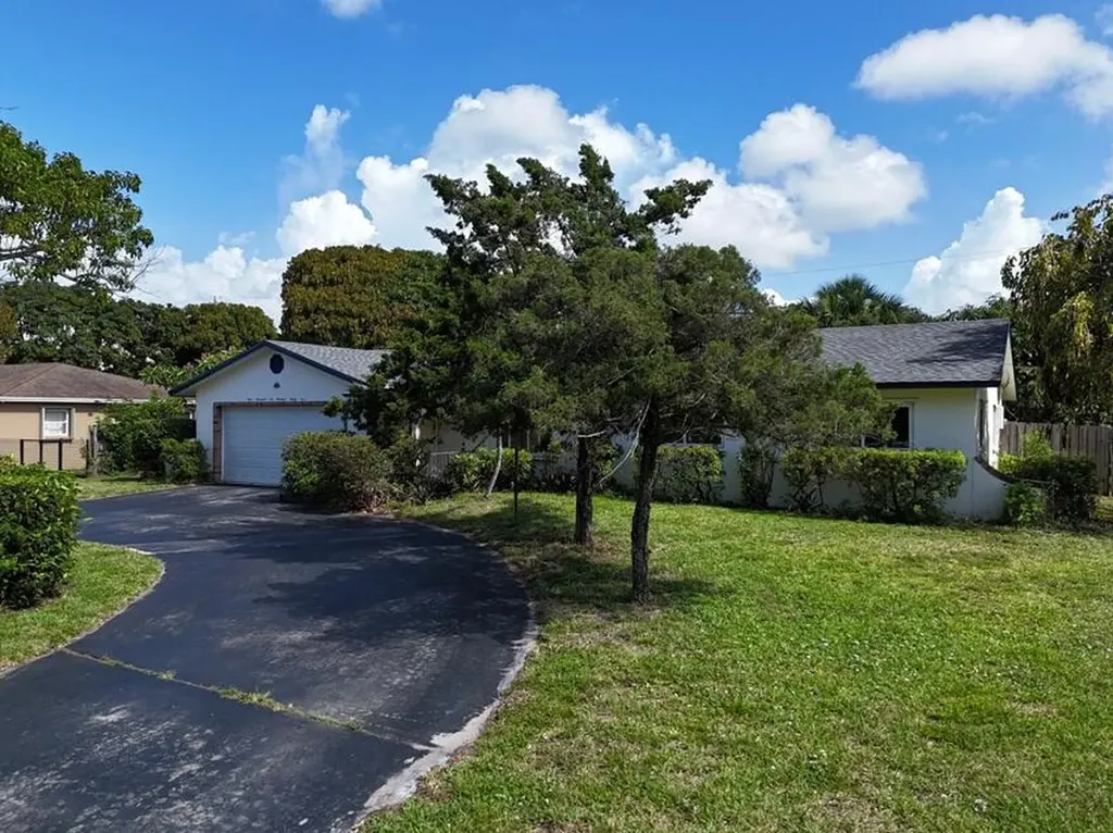 4639 Franwood Drive Delray Beach FL 33445