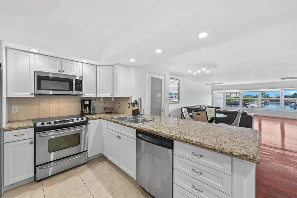 3121 NE 51st Street Fort Lauderdale FL 33308