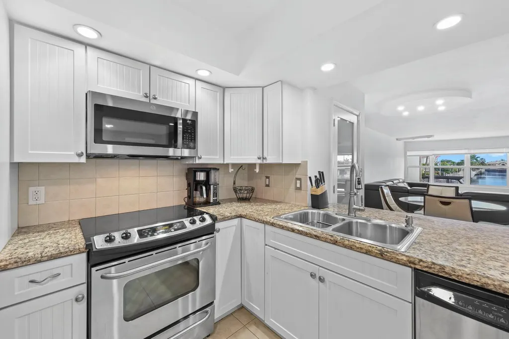 3121 NE 51st Street Fort Lauderdale FL 33308