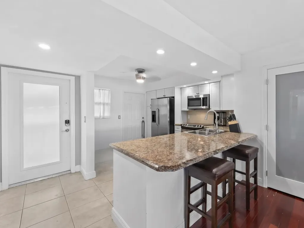 3121 NE 51st Street Fort Lauderdale FL 33308