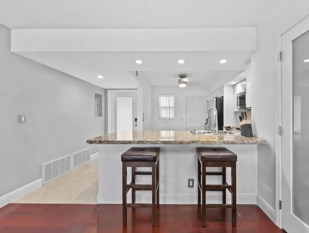 3121 NE 51st Street Fort Lauderdale FL 33308