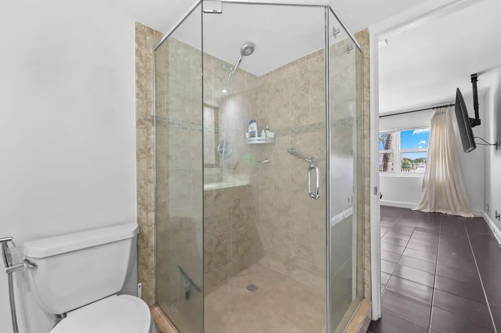 3121 NE 51st Street Fort Lauderdale FL 33308