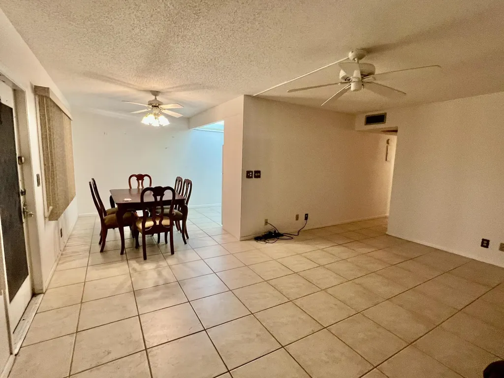 2026 Oakridge D Deerfield Beach FL 33442