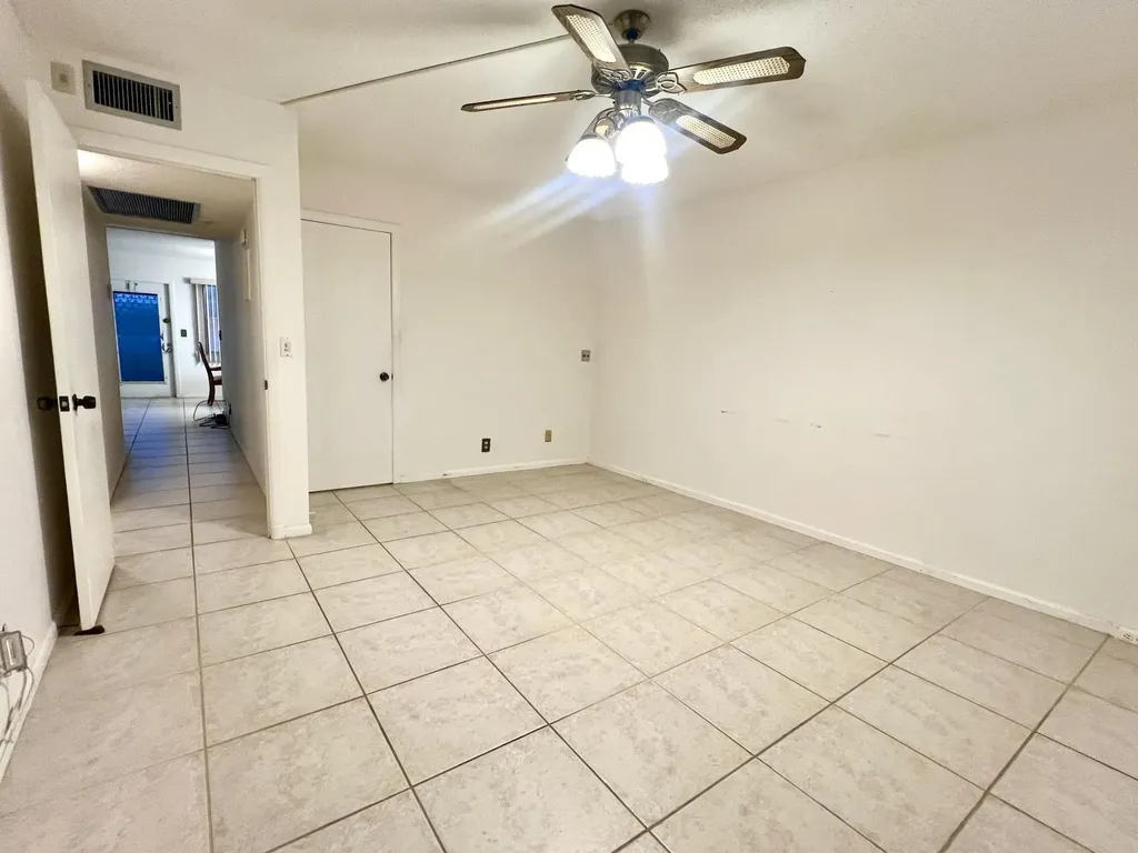 2026 Oakridge D Deerfield Beach FL 33442