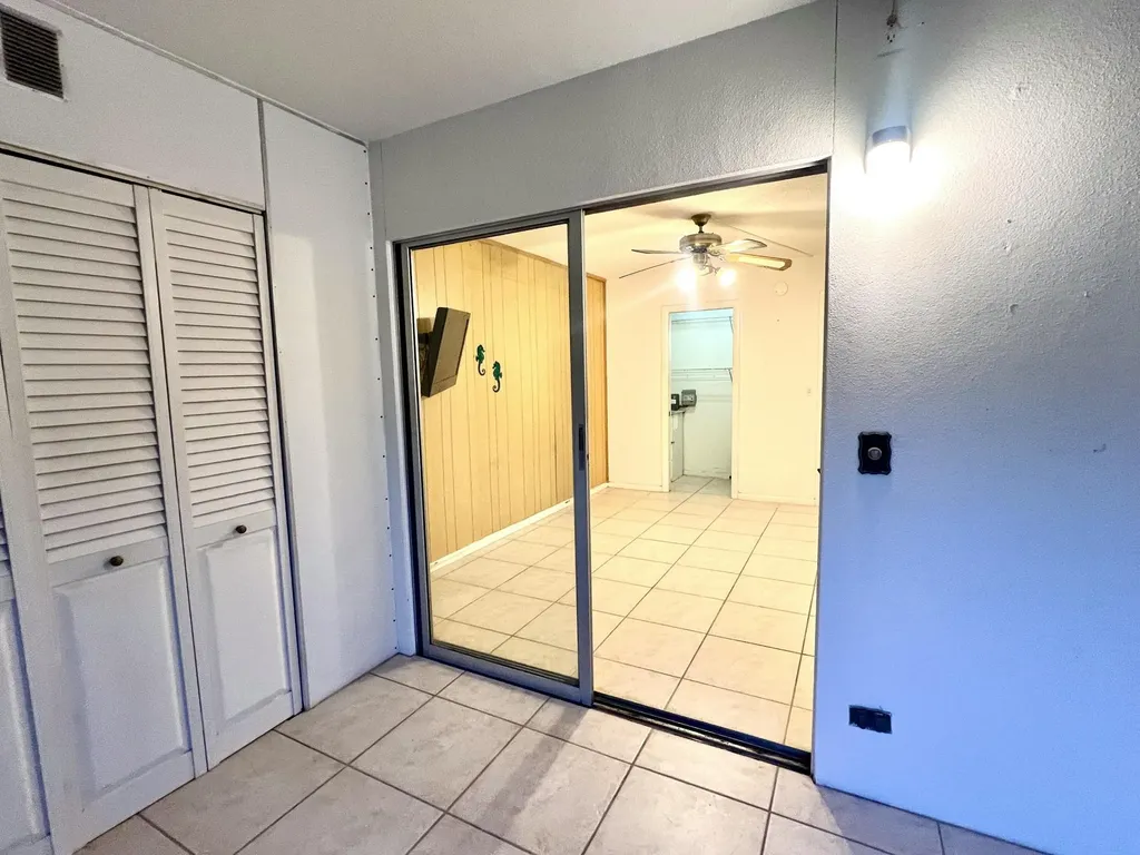 2026 Oakridge D Deerfield Beach FL 33442
