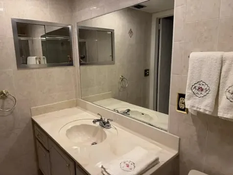 2026 Oakridge D Deerfield Beach FL 33442