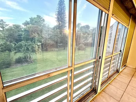 2026 Oakridge D Deerfield Beach FL 33442