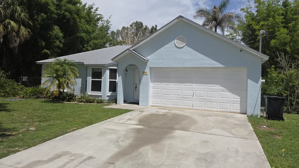 2091 SW Villanova Road Port St Lucie FL 34953