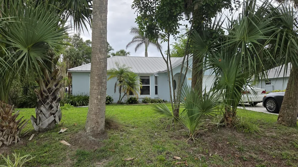 2091 SW Villanova Road Port St Lucie FL 34953