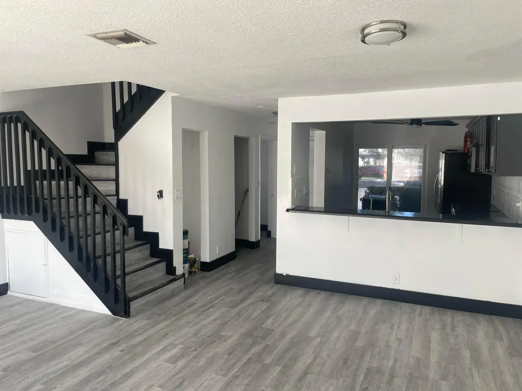 817 Crystal Lake Drive Deerfield Beach FL 33064
