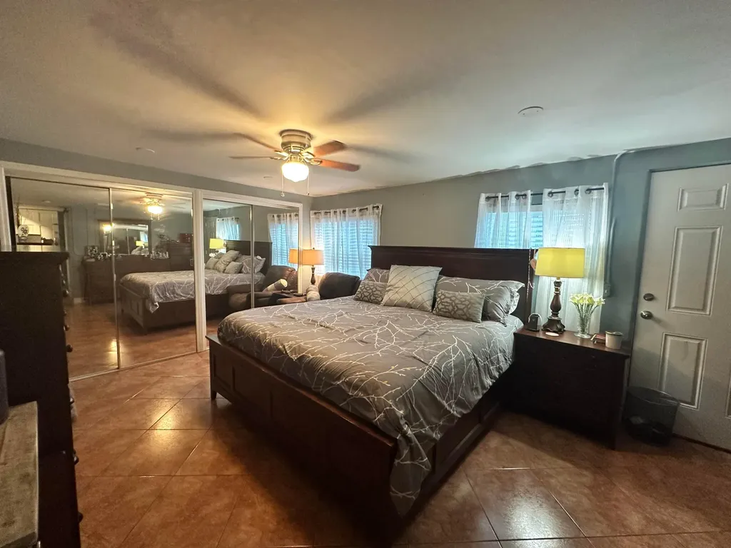 800 Ivory Lane Haverhill FL 33415
