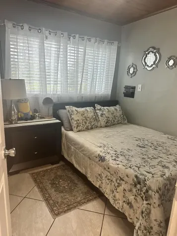 800 Ivory Lane Haverhill FL 33415