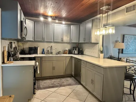 800 Ivory Lane Haverhill FL 33415