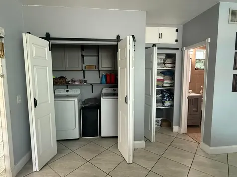 800 Ivory Lane Haverhill FL 33415