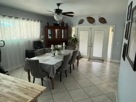 800 Ivory Lane Haverhill FL 33415