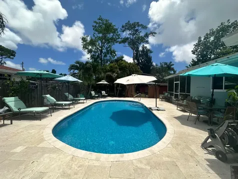 800 Ivory Lane Haverhill FL 33415