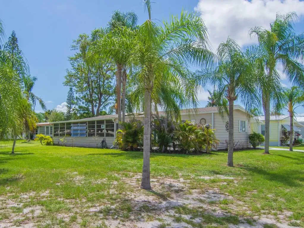 78 W Caribbean Port St Lucie FL 34952