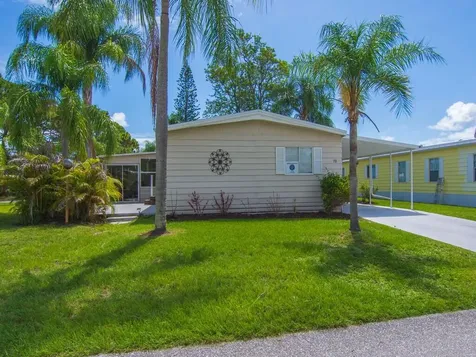 78 W Caribbean Port St Lucie FL 34952