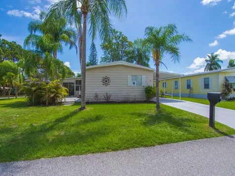 78 W Caribbean Port St Lucie FL 34952
